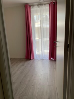 Apartment | 2 bedrooms - Huswell - Family-friendly Apartment in Nieuwpoort With Shared Summer Pool (Nieuwpoort)