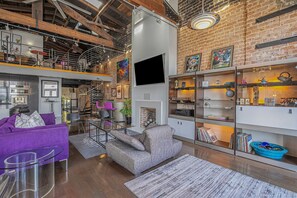 Smart TV, music library - Luxurious Loft Overlooking River w/ Rooftop Deck + Parking by Lucky Savannah (Savannah)