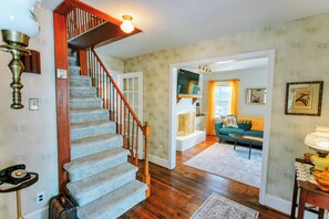 Smart-TV, bøker og musikkbibliotek