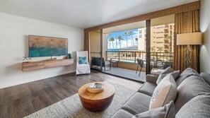 Smart TV - Gorgeous Oceanfront Remodel I Sugar Beach 210 (Kihei)