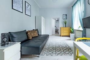 Wawel Castle Apartment | 1 dormitorio, caja fuerte, cortinas opacas