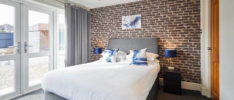 4 bedrooms, WiFi