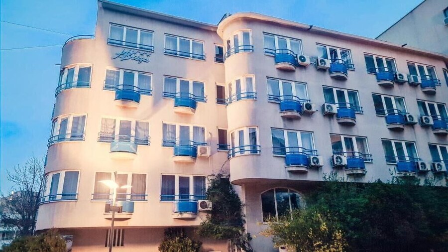 Briza Boutique Mamaia