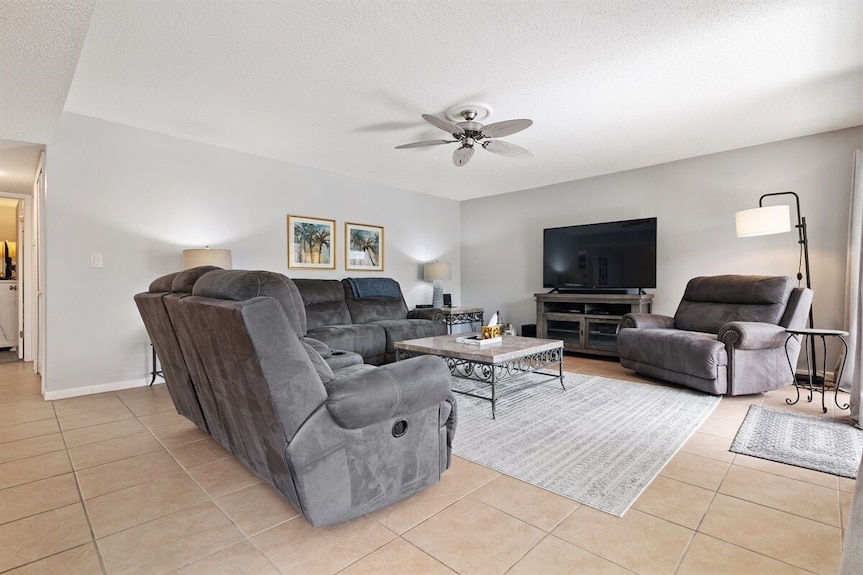 Near Beach! Salty Vibes At Sea Club #20-updated Condo & Great Amenities - Indian Shores, FL