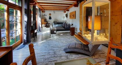 Romantik am See - nahe Berlin. Ungewöhnlich und verträumt mit Terrasse für Zwei