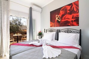 Iron/ironing board, travel crib, WiFi