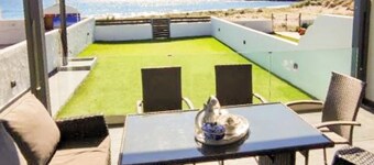 Marilous House - Skyros Beachfront Getaway