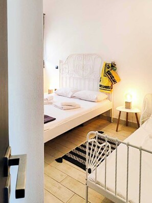 1 bedroom, iron/ironing board, WiFi, bed sheets