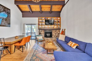 Condo, 2 Bedrooms | Living area | Smart TV, streaming services - Alpine Retreat In The Heart Of Incline Village 2 Bedroom Condo (Incline Village)