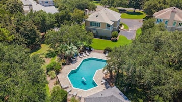 Condo, 3 Bedrooms | Bahagian luar