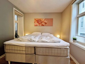 2 Schlafzimmer, Bügeleisen/Bügelbrett, WLAN, Bettwäsche