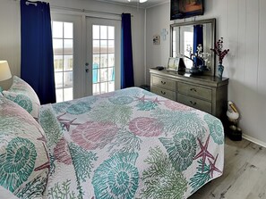 2 bedrooms, iron/ironing board, Internet, bed sheets
