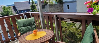 1-room apartment with balcony on the 1st floor, combined living room and bedroom