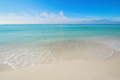 ⛱️Amazing Gulf Views-Pools-Majestic Beach 1-1005⛱️