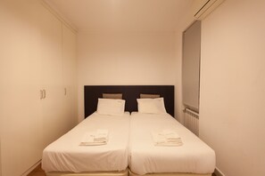 3 habitaciones, tabla de planchar con plancha y wifi gratis