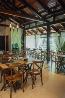 Café da manhã continental grátis todos os dias