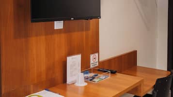 Coffres-forts dans les chambres, bureau