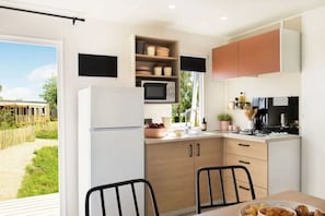 Fridge, microwave, stovetop, toaster