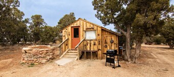 Harvest Moon Cabin near Monticello