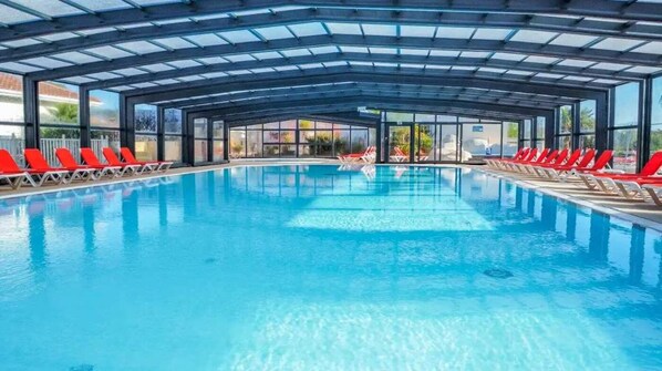 Piscine couverte