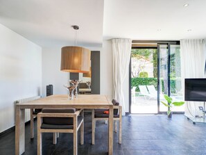 Dining - Sunset House by Hello Homes Sitges (Sitges)