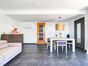 Interior - Sunset House by Hello Homes Sitges (Sitges)