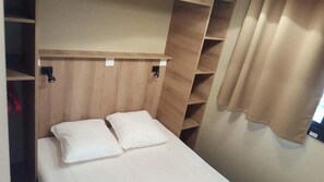 2 bedrooms