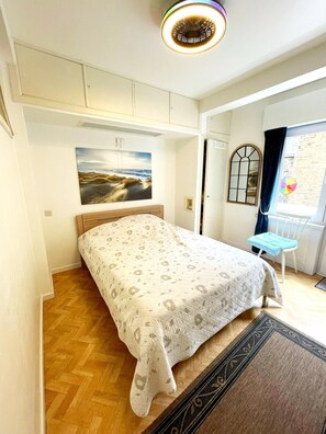 2 bedrooms, iron/ironing board - Apartment in Middelkerke by the Beach (Middelkerke)