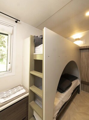 3 bedrooms, WiFi