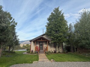 Exterior - New! Angler's Run on the Yellowstone River (Livingston)