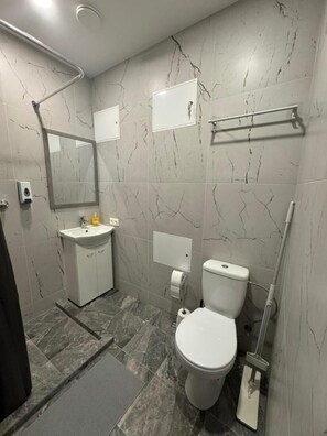 Zimmer, 1 Schlafzimmer, Raucher | Badezimmer