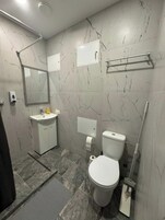 Quarto, 1 quarto, para fumantes | Banheiro