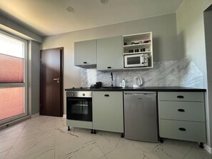 Room, 1 Bedroom, Smoking, Balcony | Interior