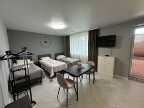 Zimmer, 1 Schlafzimmer, Raucher, Balkon | 1 Schlafzimmer