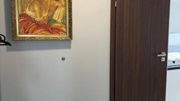 Room, 1 Bedroom, Smoking | Interior