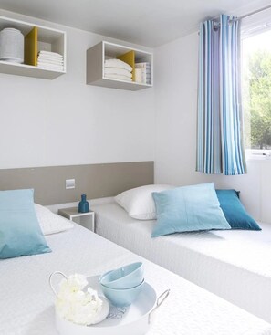 2 bedrooms