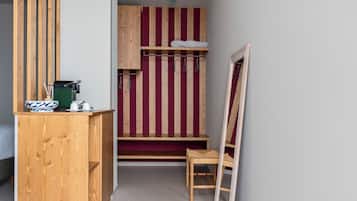 Coffres-forts dans les chambres, rideaux occultants