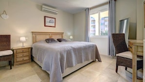 Unclassified image, 3 of 26, button - 3bed-6guests-parking-golf-pools-seaview (Manilva)
