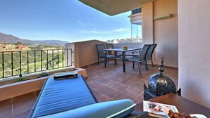 Unclassified image, 2 of 26, button - 3bed-6guests-parking-golf-pools-seaview (Manilva)