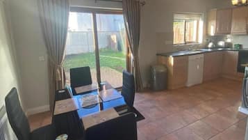 House | Dining