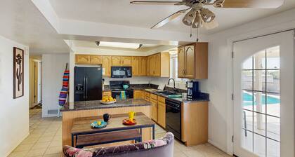 Spacious home w/ private pool & optional pool heat, large yard