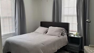 2 Schlafzimmer, Schreibtisch, kostenloses WLAN, BettwÀsche