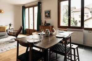 تناول الطعام