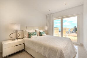 6 habitaciones, tabla de planchar con plancha y wifi gratis
