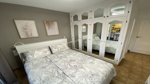 1 bedroom, iron/ironing board, free WiFi, bed sheets
