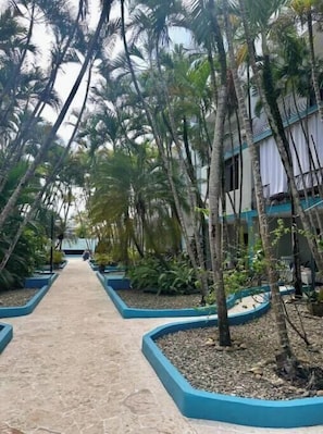 Property grounds - Wind Chimes-Condo in Cabarete DR (Cabarete)