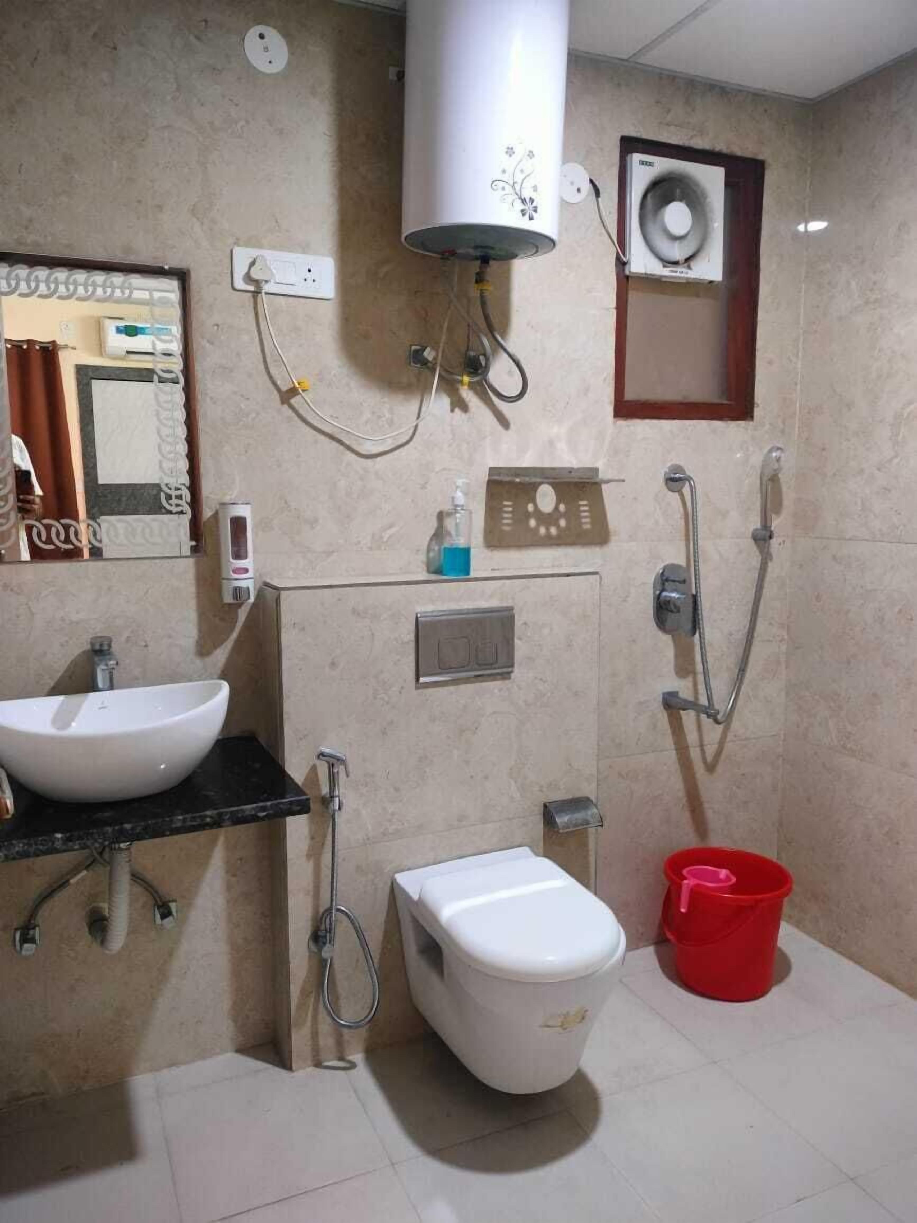 Dusche, Handtücher, Seife, Shampoo