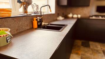 Apartemen, akses difabel | 2 kamar tidur