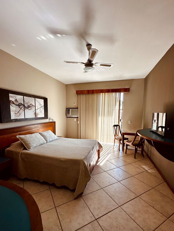 Comfort Double or Twin Room | In-room safe, desk, laptop workspace, free WiFi