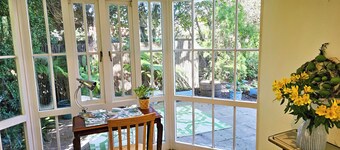 Cheerful Cottage set in Beautiful Garden